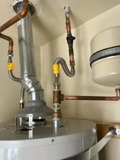 Water heater installation and plumbing repair in Meisterwood